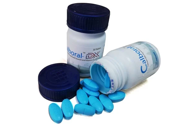 Calboral-DX 600 mg+400 IU Tablet